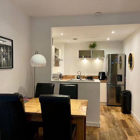 Oswald Apartment - Glasgow City Centre エクステリア 写真