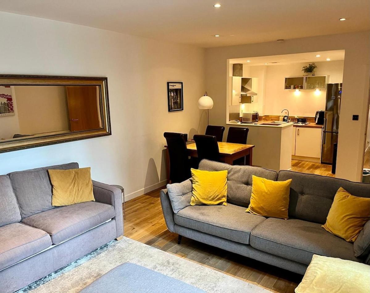 Oswald Apartment - Glasgow City Centre エクステリア 写真